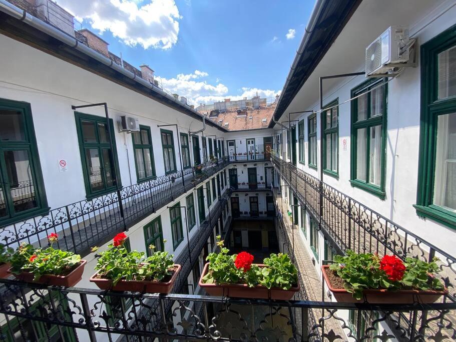 Raday Street, Spacious, Modern Apartment Budapest Exterior foto